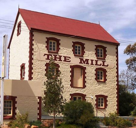 Flinders Ranges Motel - The Mill Quorn エクステリア 写真
